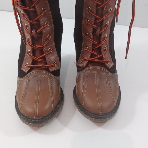 Tommy Hilfiger boots - Picture 6 of 11